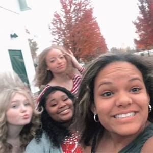 Meet your Posher, Ana